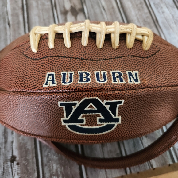 Auburn Tigers Football Tote Purse Shoulder Bag. Embroidered Logos. Zipper Close - Picture 6 of 7